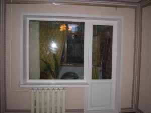 Сплошное окно и балконная дверь