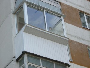 1 балкон - 4 окна