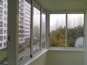 Выносные балконы - методы установки стекла